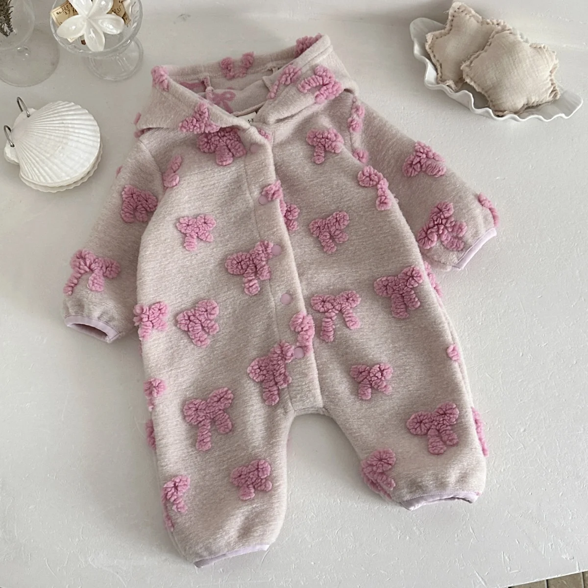 ベビーガールズ用、フード付きロンパース、3Dのリボン刺繍が施 - Newborn Baby Girl Romper Floral のレビューと価格