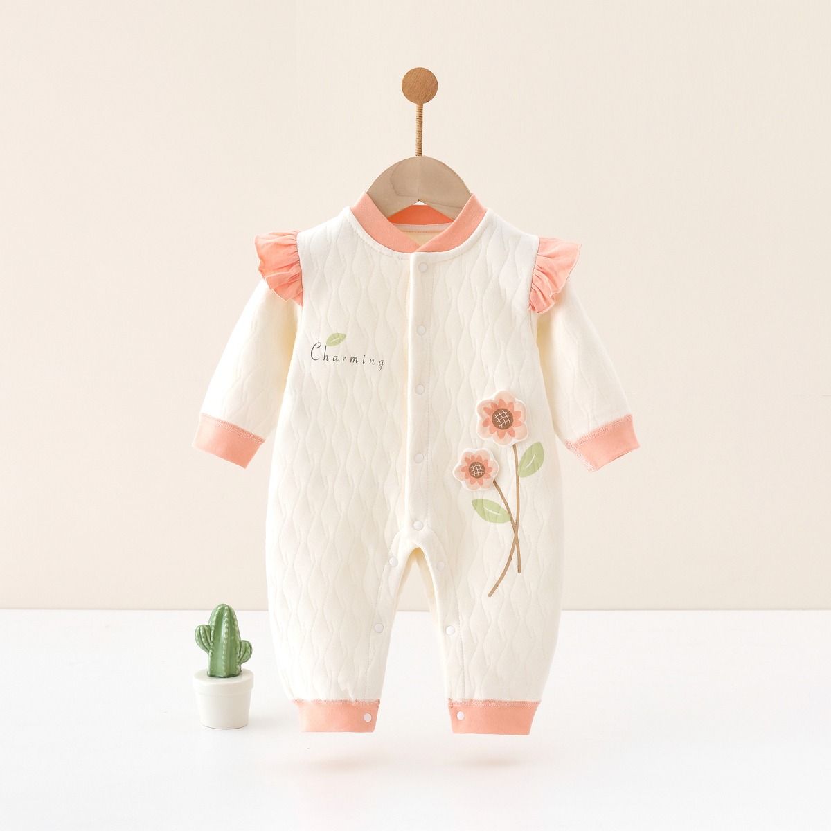 女の赤ちゃんかわいい服新生児暖かい春秋アウタージャンプスーツ - Newborn Baby Girl Romper Floral のレビューと価格